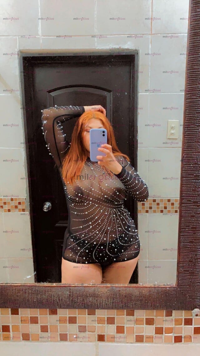 FOTOS DE HERMOSA CHICA SEXY CON BONITO ROSTRO & UN TRASERO ENORME LISTA PARA ATENDERTE