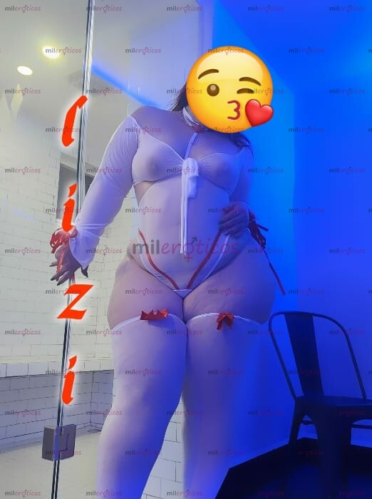 FOTOS DE RICA CURVY DELICIOSA MIRA TODO LO.QUE TENGO AMOR