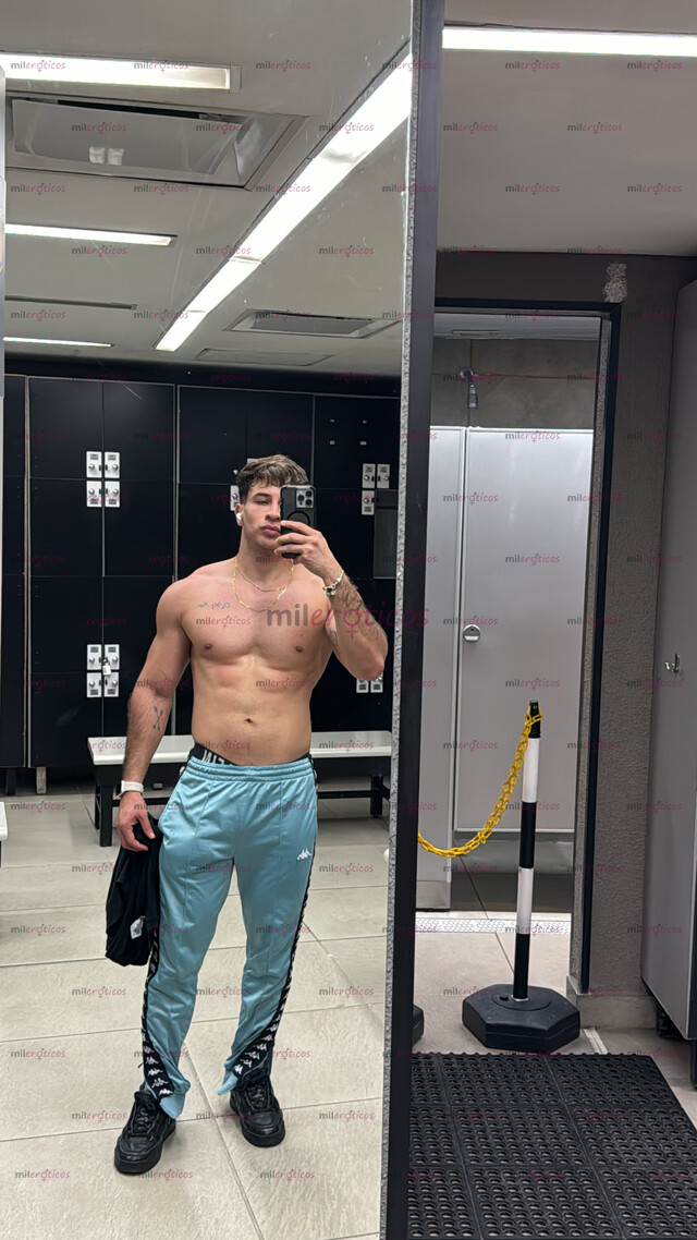 FOTOS DE ALAN SCOTT 26 EN TU CIUDAD POR UNOS DÍAS