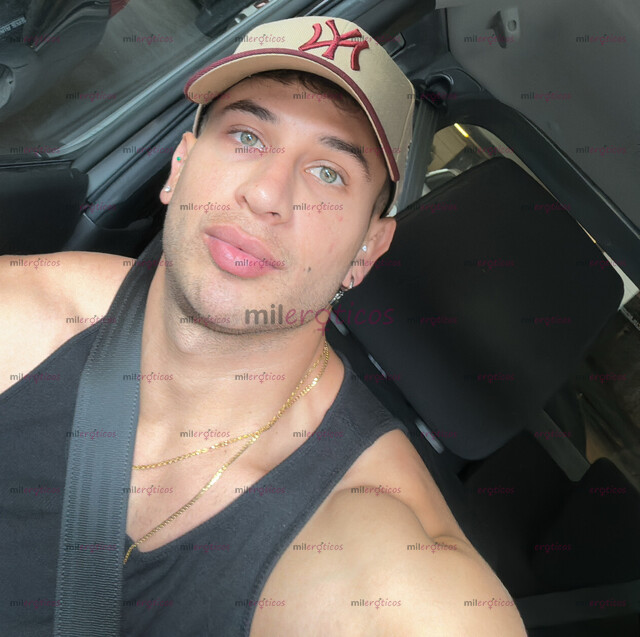 FOTOS DE ALAN SCOTT 26 EN TU CIUDAD POR UNOS DÍAS