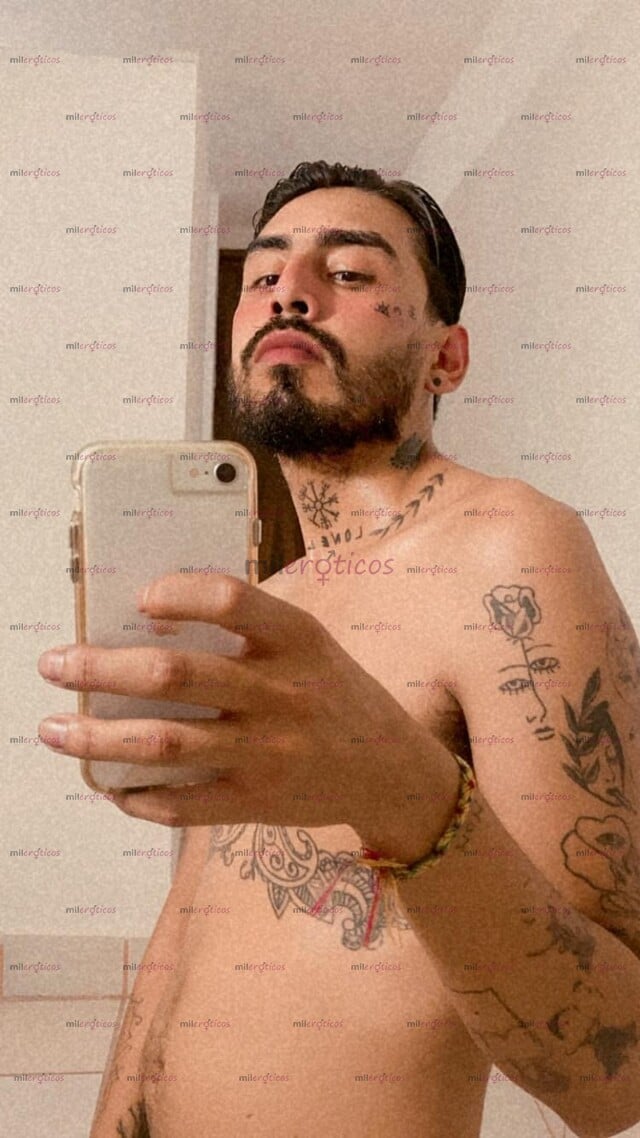 FOTOS DE TAPATÍO TATUADO, SEXY Y MUY MORBOSO CON GANAS DE CUMPLIR TUS FANTASÍAS SEXUALES