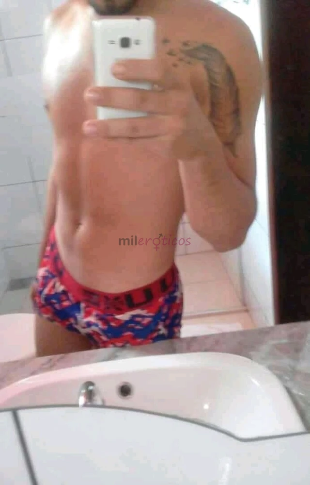 Sou versatil nao tenho local atendo em hotel e motel ou sua residencia se vc preferi qualquer horario to disponivel apenas marque com antecedencia nao...