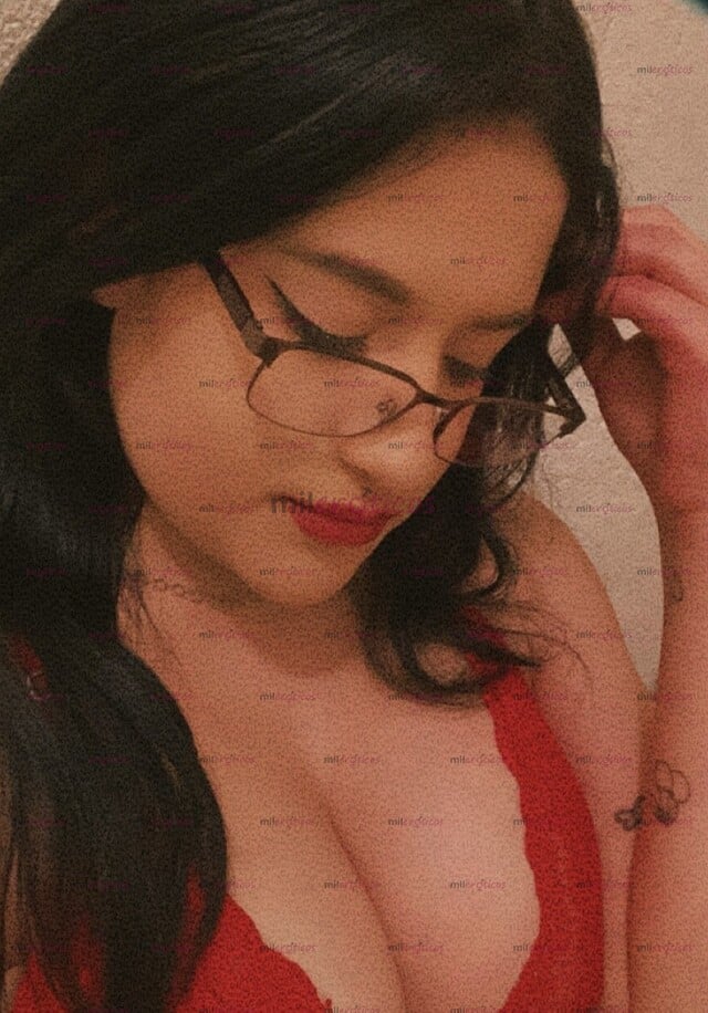 FOTOS DE CHICA DE 18 AÑOS QUE VENDE EXCLUSIVO CONTENIDO PARA TU DELEITE