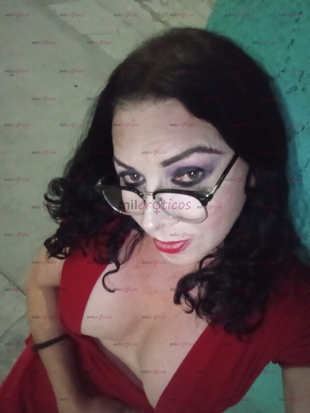 FOTOS DE BELLA CHICA TRANS COMPLACIENTE PIEL BLANCA MUY SEXOSA