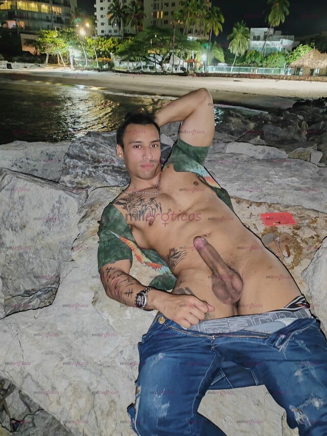 FOTOS DE VENEZOLANO DESCOMPLICADO BM CALIENTE PARTE CUCAS A MADURAS Y JÓVENES LLÁMAME