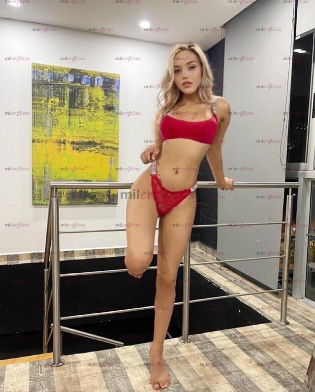 FOTOS DE HERMOSA ANGELICAL RUBIA HERMOSISIMA CON CLASE