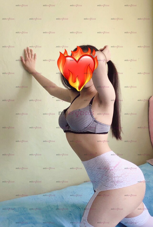 FOTOS DE NUEVESITA EN EL MEDIO!! HOY INICIO,18 AÑITOS,NIVEL,CLASE,SOY CALIENTISIMA GOLOSA