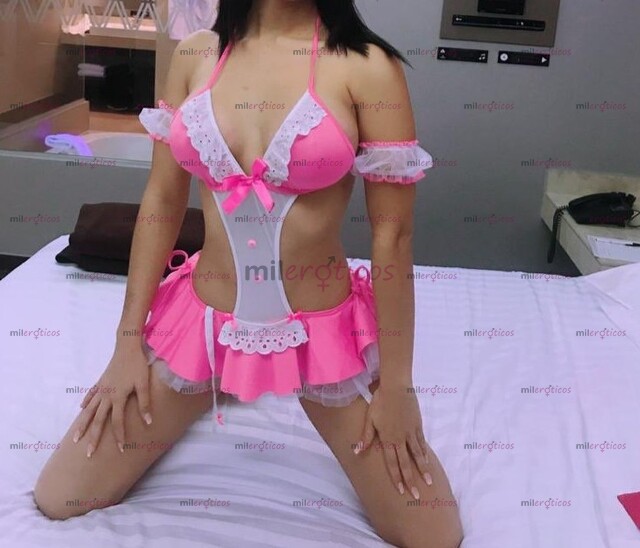 FOTOS DE MULTIORGÁSMICA Y BISEXUAL HAY QUE PASARLA RICO PAPI