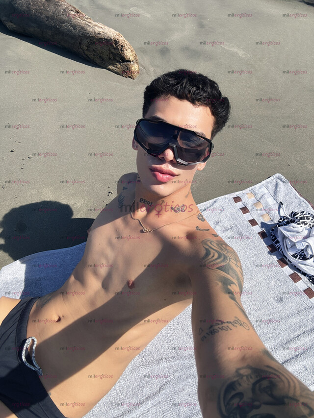 FOTOS DE POLLO VARONIL, FLACO DEFINIDO CON BUENA PRESENCIA. VERSÁTIL Y DISPONIBLE