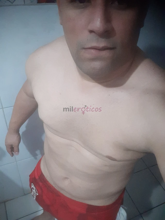 Ola mim chamo daniel estou aqui exclusivamente para te proporcionar as melhores experiencias muito prazer e muitas aventuras venha conferir e se delic...