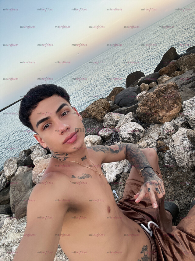 FOTOS DE POLLO VARONIL, FLACO DEFINIDO CON BUENA PRESENCIA. VERSÁTIL Y DISPONIBLE