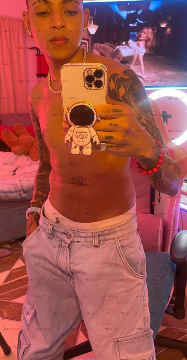 FOTOS DE I WANT A FOREIGN ASS, BE MY BITCH, ONLY COCK SWALLOWERS COCK 24 INCH NICE PLAY