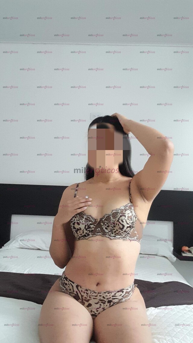 FOTOS DE UN ENCANTO DE MUJER ALTA DELGADA POR POCOS DIAS