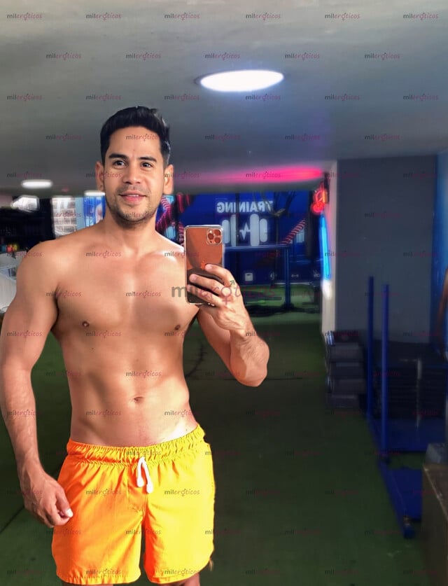 FOTOS DE CUERPO ATLÉTICO, DEPORTISTA, CON APTO PRIVADO, SERIO Y VARONIL. DISPONIBLE YA