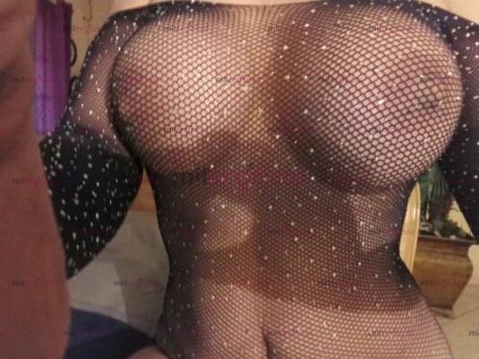 FOTOS DE REALMENTE IMPRESIONANTE DISTENSIÓN BRENDA SEXY DE LUJO
