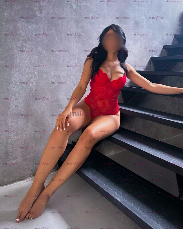 FOTOS DE HERMOSA TETONA PELINEGRA NUEVA !!! TE VOLVERÉ LOCO DE PLACER !