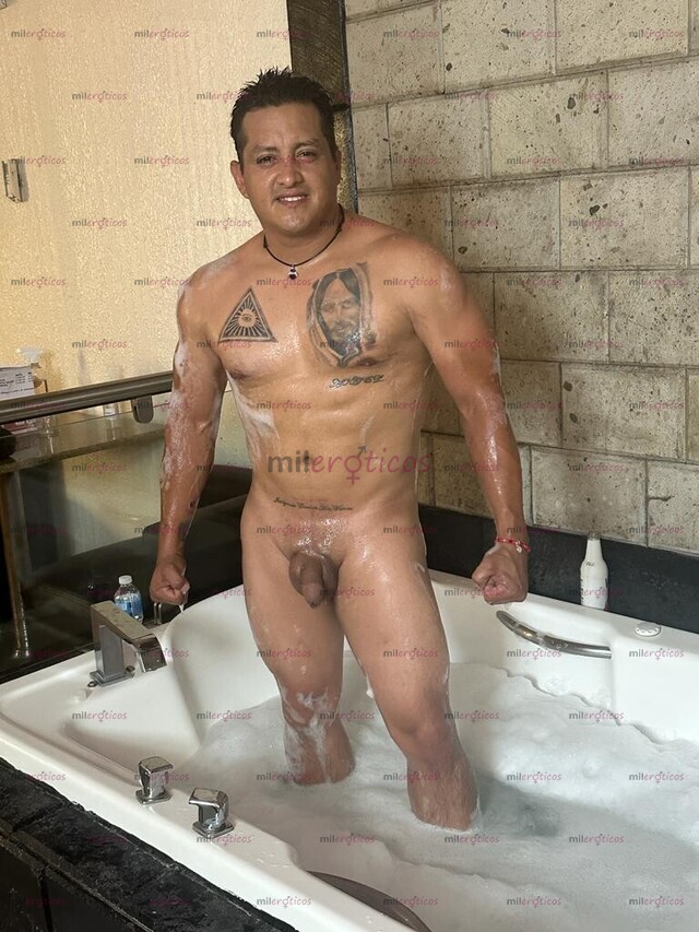 FOTOS DE SOY DYLAN STRIPPER PROFESIONAL SOLO AMBIENTE SWINGER Y MUJERES SOLVENTES..