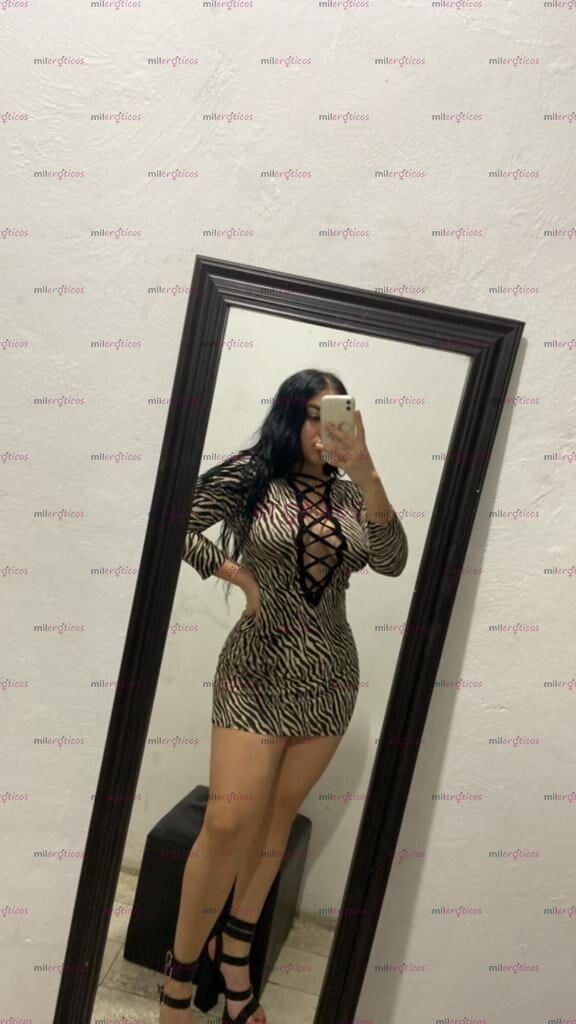 FOTOS DE PAPI COGETE A UNA NENA MUY GUAPA DE 18 AÑOS CERRADITA Y APRETADITA COMO YO
