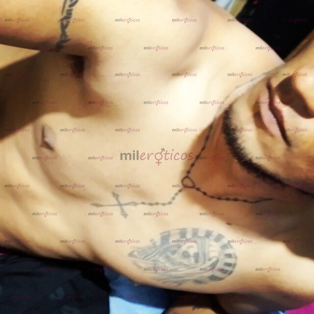 FOTOS DE HOLA SOY CARLOS UN CHICO ATREVIDO Y CON BUENA PRESENTACIÓN