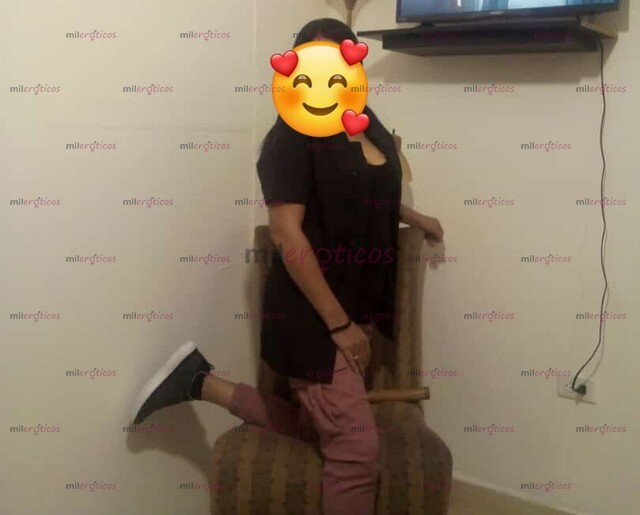 FOTOS DE MASAJE , TERAPEUTA CON SERVICIO DE ADICIONALES