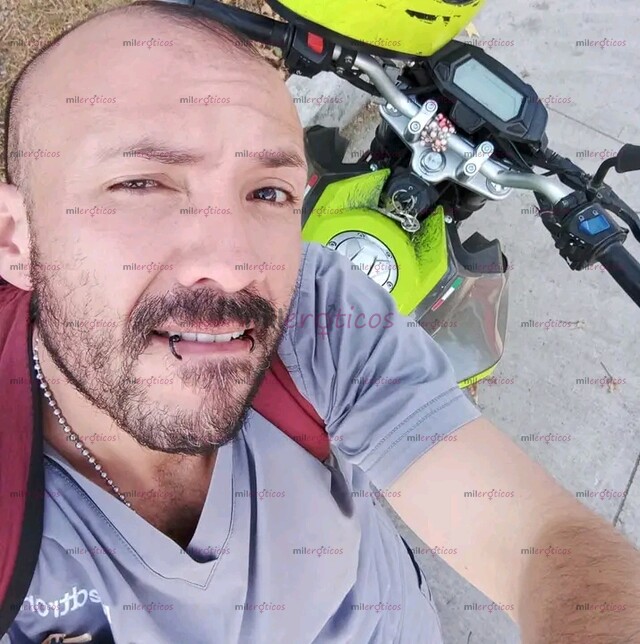 FOTOS DE TODO ME HUELE JABÓN... LUIS SAMPERIO, 33A MACHÍN, DISCRETO Y COMPLA