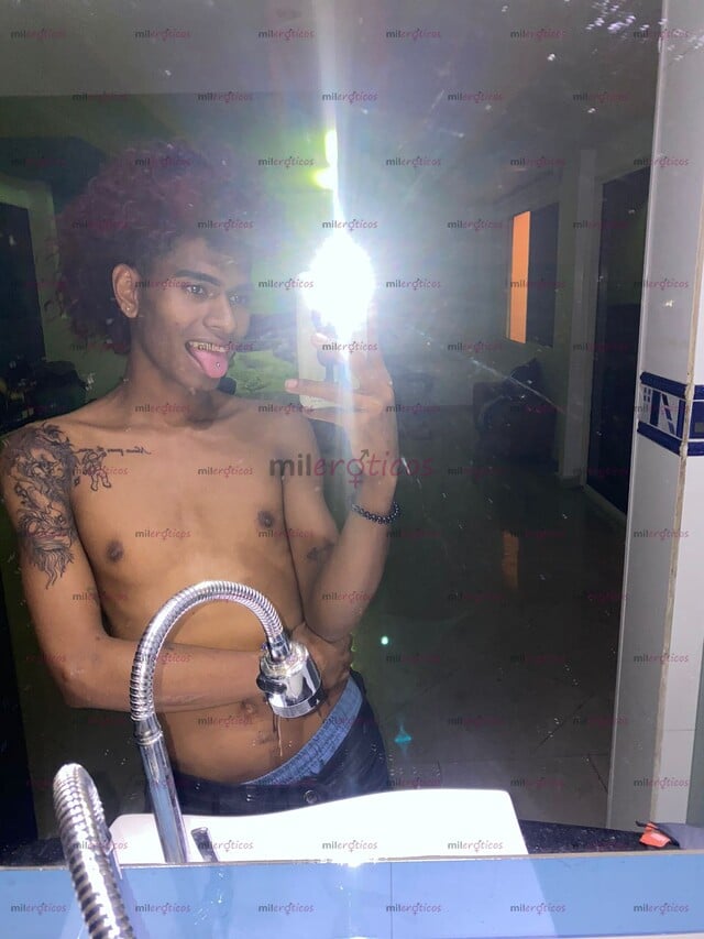 FOTOS DE CHICO FEMBOY SUMISO, ESTOY DE PASO EN CALI BUSCANDO COMPLACERTE Y GANAR.