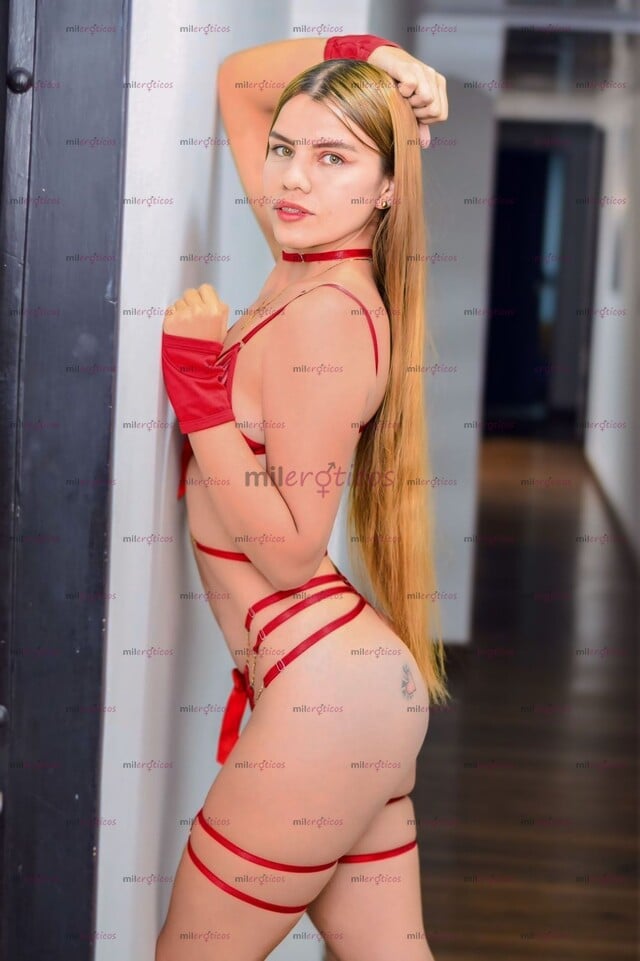 FOTOS DE FLACA MONITA FOGOSA CON GANAS DE MUCHO SEXO Y DIABLURAS