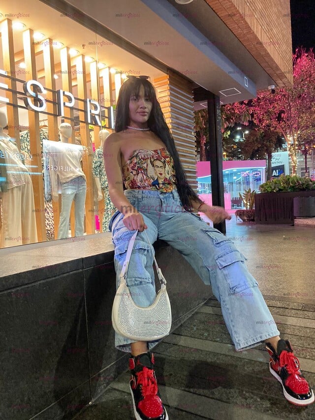 FOTOS DE TRANS MUCHAS COMO YO NINGUNA COMPLACIENTE DESCOMPLICADA