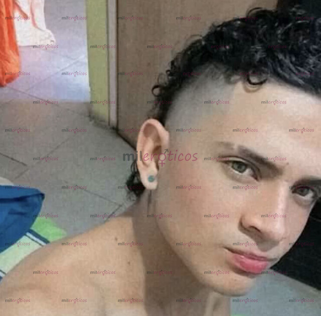 FOTOS DE HOLA SOY UN JOVEN MUY COMPLACIENTE UN GRAN YIGOLO