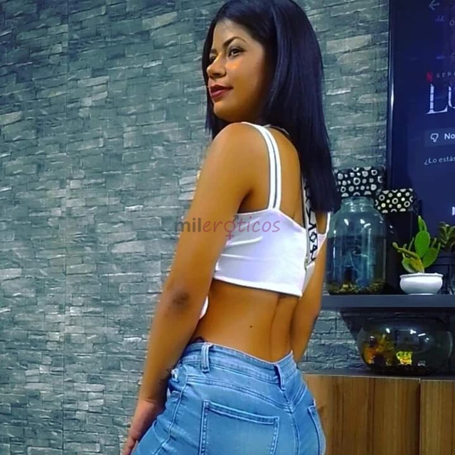 Ola amores sou paola uma maravilhosa acompanhante de 24 anos uma delicia com peitos pequeninhos que cabem na sua boca belas pernas uma bunda gostosa e...