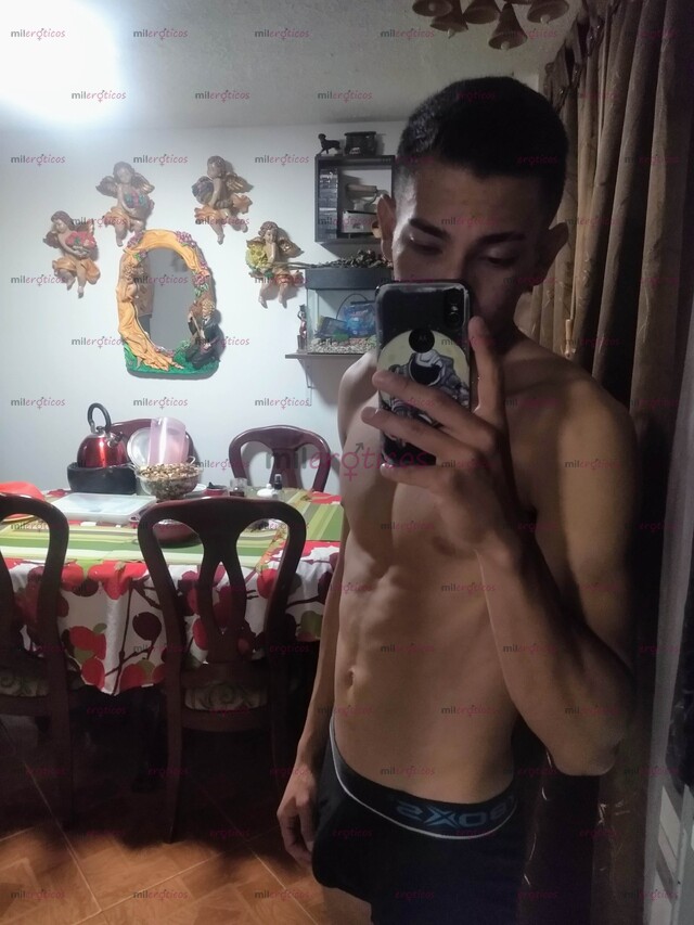 FOTOS DE MI NOMBRE ES CARLOS MARIO, BUSCO CHICAS, SOLO MUJERES...