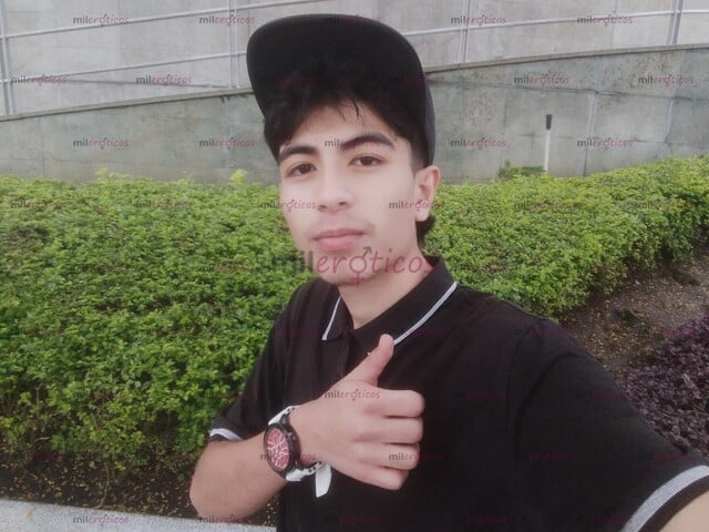 FOTOS DE CHICO MUY VARONIL Y DE POLLA ENORME DISPONIBLE EN TU CIUDAD