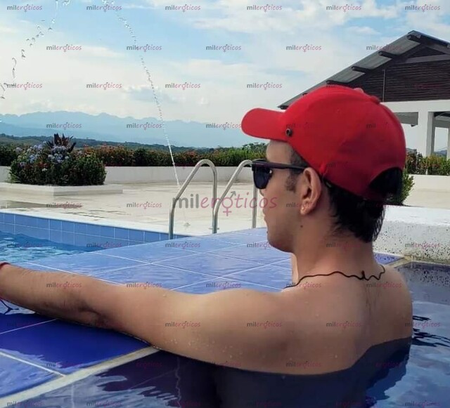 FOTOS DE FEM, CON SITIO HÁZME TU PERRA EN LA CAMA, SOY VERSÁTIL SIN PROBLEMA