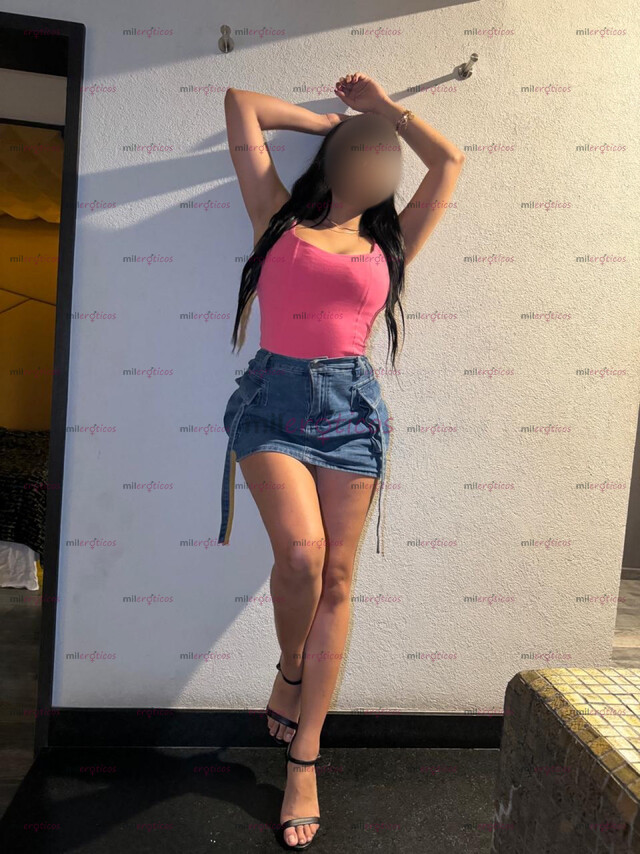 FOTOS DE PELINEGRA DELGADA SENSUAL CON UNAS RICAS TETAS PARA QUE CHUPES