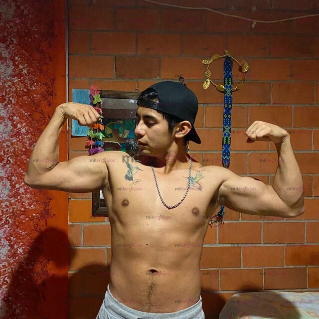 FOTOS DE CHACAL UNIVERSITARIO, VERGÓN, MAMADO Y CALIENTE RECIÉN LLEGADO A CANCÚN