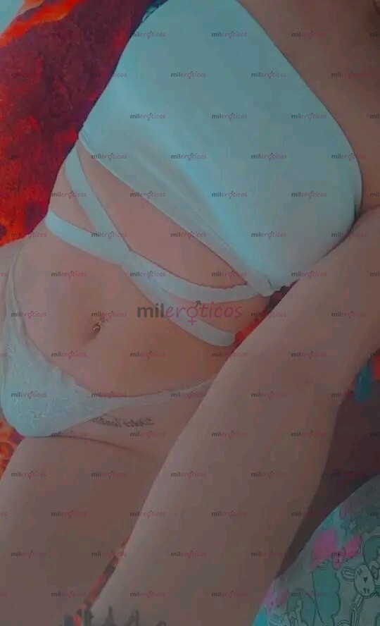 FOTOS DE SOY MIA VENGO A COMPLACER TODOS TUS DESEOS