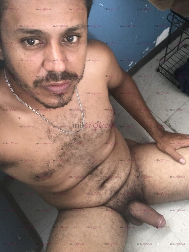 FOTOS DE CUBANO CACHONDO LISTO PARA DARTE LECHE Y DARTE PLACER