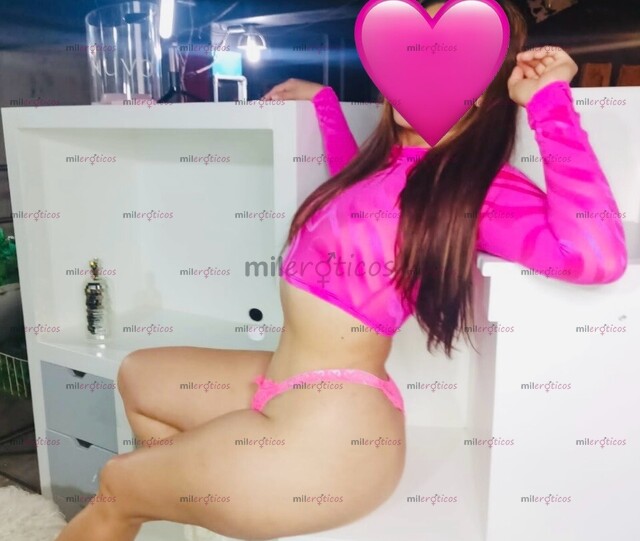 FOTOS DE LINDA CHICA , LISTA PARA COMPLACERTE! TIERNA , CALIENTE Y DIVERTIDA.