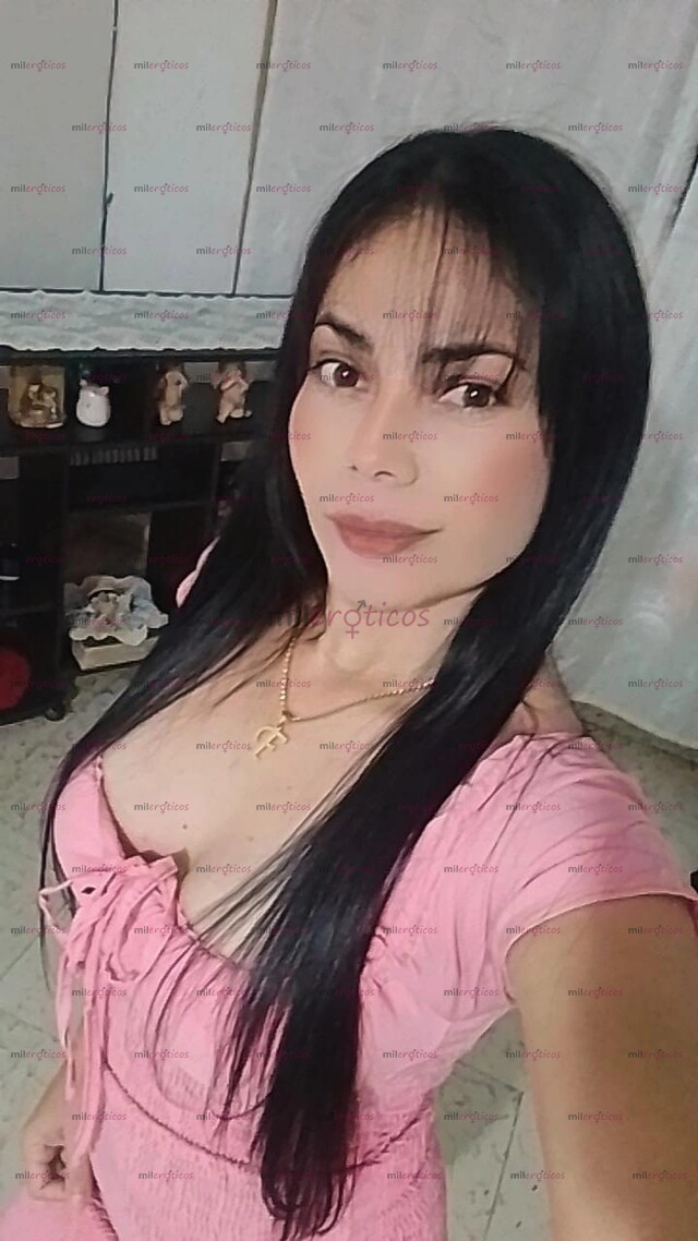 FOTOS DE FERNANDA. OFRECE ESPECTACULARES SHOWS VIRTUALES