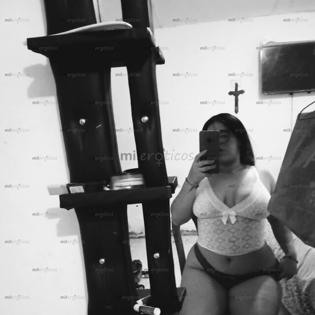 FOTOS DE HOLA MI AMOR LLEGUÉ PARA COMPLACERTE EN LO QUE DESEES AMOR MUY ARRECHA
