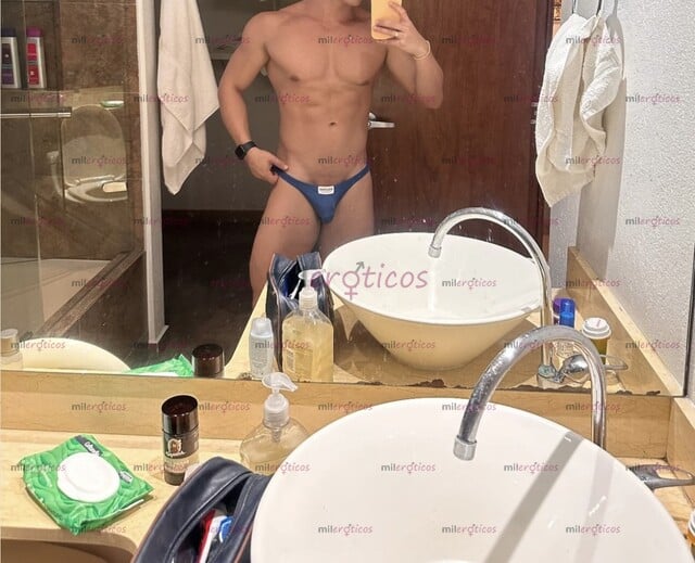 FOTOS DE MACHO ATLETA OFRECIENDO SÓLO SERVICIO VIP , FULL ARRECHO , MORBOSO