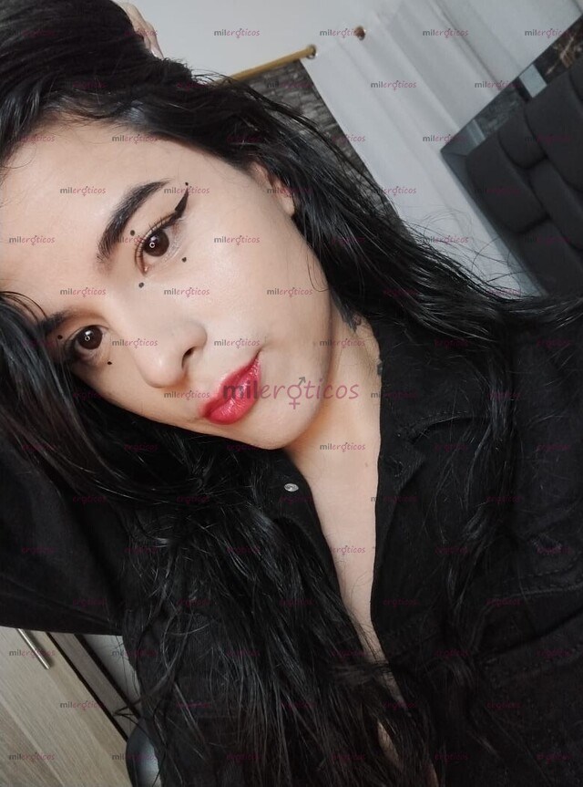 FOTOS DE CHICA CON BUENA DOTACIÓN DISPUESTA A COMPLACERTE AL MÁXIMO