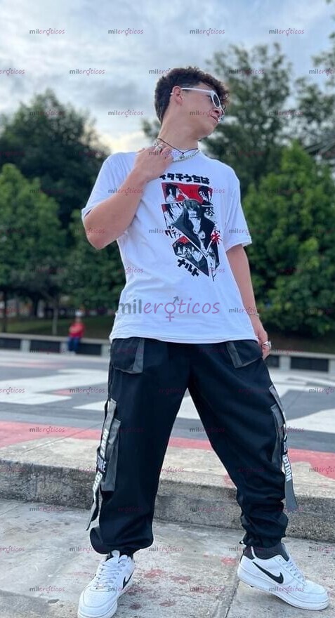 FOTOS DE CHICO PAISA DISPUESTO A TODOS Y DISFRUTAR AL MAXIMO