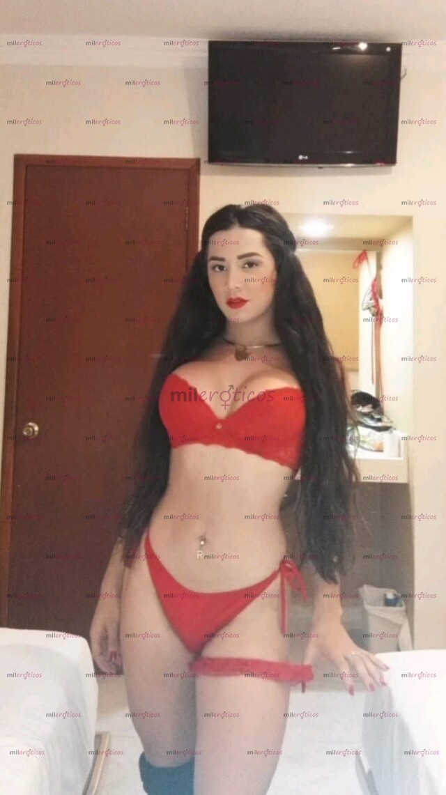 FOTOS DE LA TRANS DE TUS SUEÑOS DOTADA Y OPERADA CON SITIO ÚNICOS DÍAS AMORES