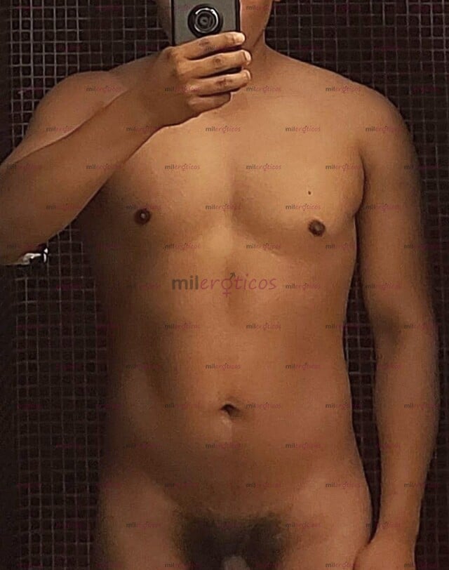 FOTOS DE JOVEN PROFESIÓNISTA CON BUENA EDUCACION Y PORTE PARA LA OCASIÓN