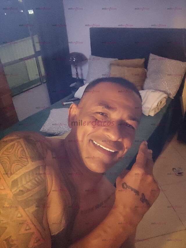 FOTOS DE COSTEÑO XXXL VERGÓN RECIÉN LLEGADO DE CARTAGENA CON BUENA ERECCIÓN Y LECHERO