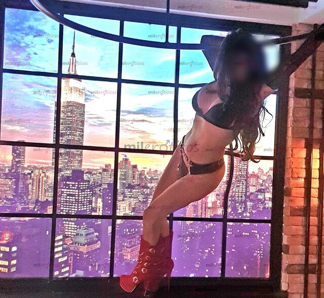 FOTOS DE UN ENCUENTRO SEXUAL PLACENTERO INCLUYE BESOS Y YO BESO DELICIOSO ( DICEN) ..