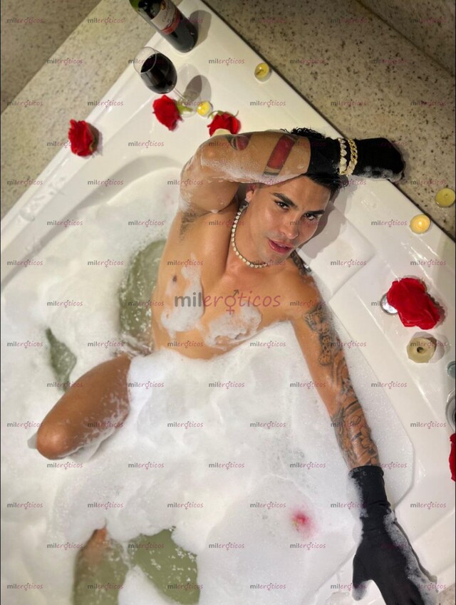 FOTOS DE CHICO GUAPO CULON Y VERGON FANTASIA DE TELEVISION PORNO XXX