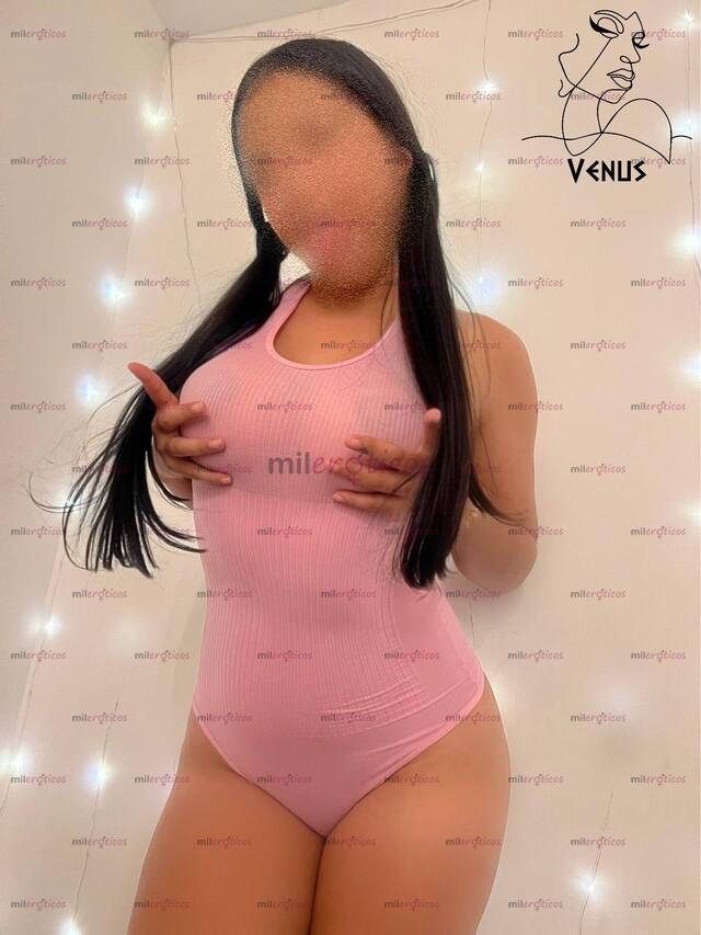 FOTOS DE HOLA AMOR SOY DULCE, ARDIENTE, CULONA Y MUY SUMISA, LLAMAME