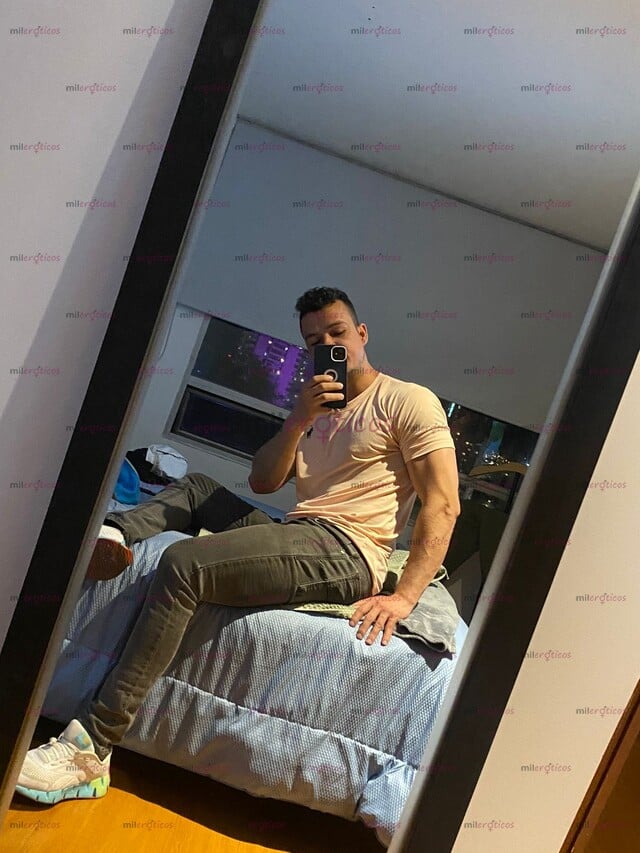 FOTOS DE MASAJISTA Y ENTRENADOR PROFESIONAL CUENTO CON ESPACIO PRIVADO EN EL SECTOR SEGUR